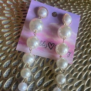 Long pearl Earrings